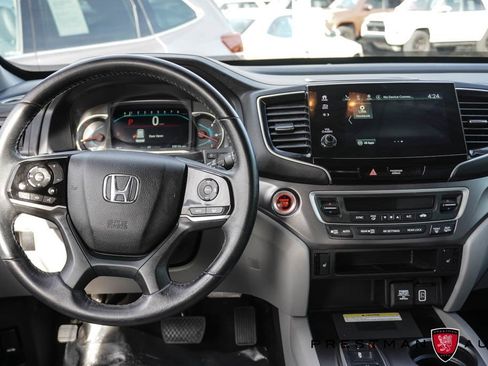 Used 2022 Honda Pilot Special Edition image 2