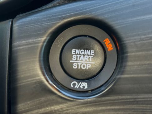 Certified 2020 Jeep Grand Cherokee Altitude image 19