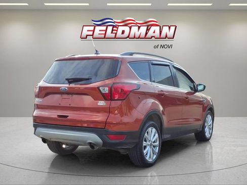 Used 2019 Ford Escape SEL AWD/4WD image 6