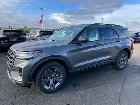 New 2026 Ford Explorer Active w/ Active Comfort Package AWD/4WD image 6