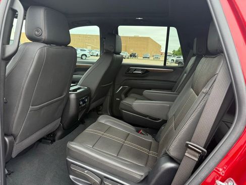 Used 2025 Chevrolet Tahoe High Country w/ Sun And Tow Package image 13