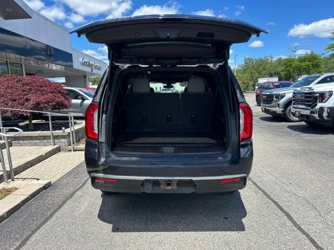 Used 2022 GMC Yukon XL SLT w/ SLT Premium Package AWD/4WD image 43