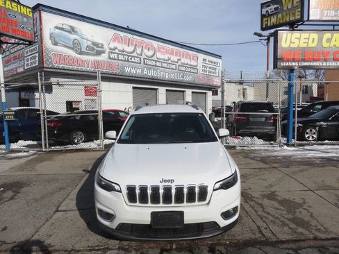Used 2019 Jeep Cherokee Limited image 6