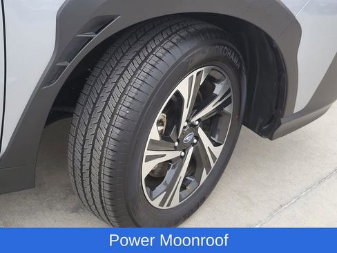 Certified 2025 Subaru Crosstrek 2.0i Premium image 6