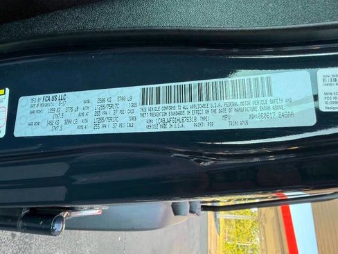 Used 2017 Jeep Wrangler Unlimited Rubicon w/ Cold Weather Group AWD/4WD image 31