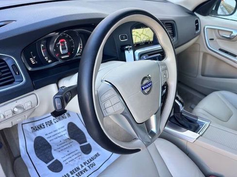 Used 2016 Volvo S60 T5 Premier image 9