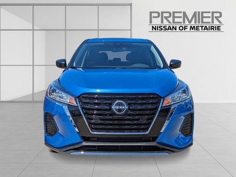 New 2025 Nissan Kicks Play S image 8