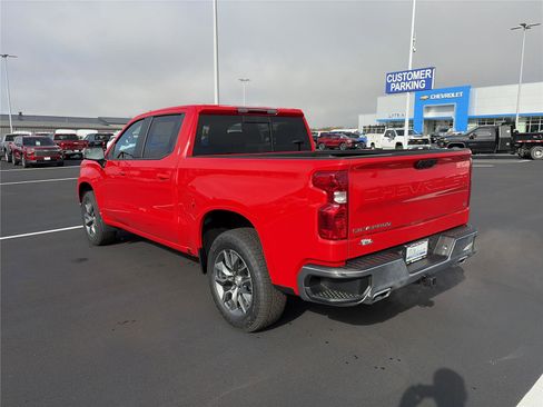 New 2026 Chevrolet Silverado 1500 LT AWD/4WD image 7