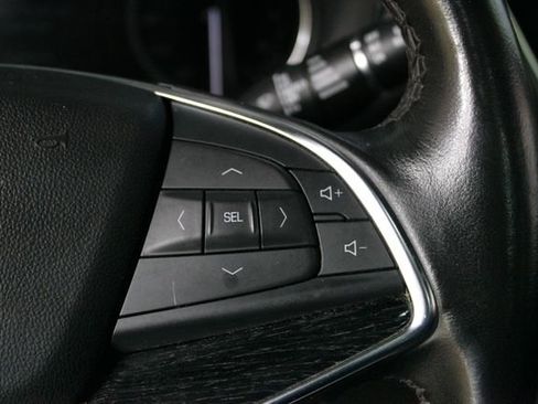 Used 2022 Cadillac XT5 Premium Luxury AWD/4WD image 18