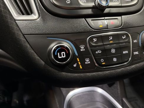 Used 2023 Chevrolet Malibu LT image 28