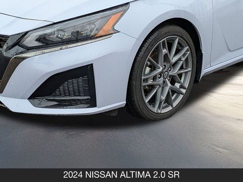 Certified 2024 Nissan Altima 2.0 SR image 11