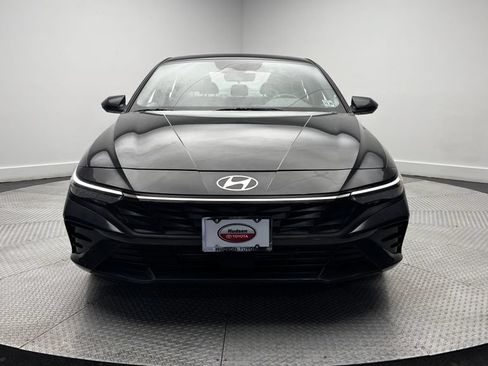 Used 2024 Hyundai Elantra SEL w/ Convenience Package FWD image 40