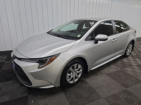 Used 2023 Toyota Corolla LE FWD image 8