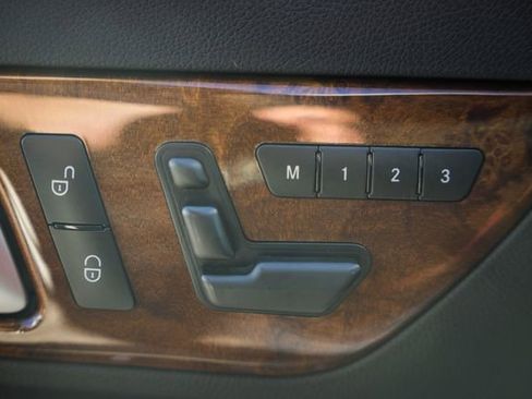 Used 2016 Mercedes-Benz SLK 300 image 35