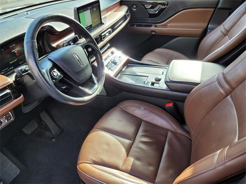 Certified 2022 Lincoln Aviator Reserve w/ Equipment Group 201A image 15