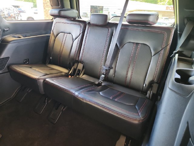 Used 2019 Ford Expedition Limited w/ Equipment Group 303A RWD image 20