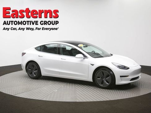 Used 2020 Tesla Model 3 Standard Range Plus RWD image 46