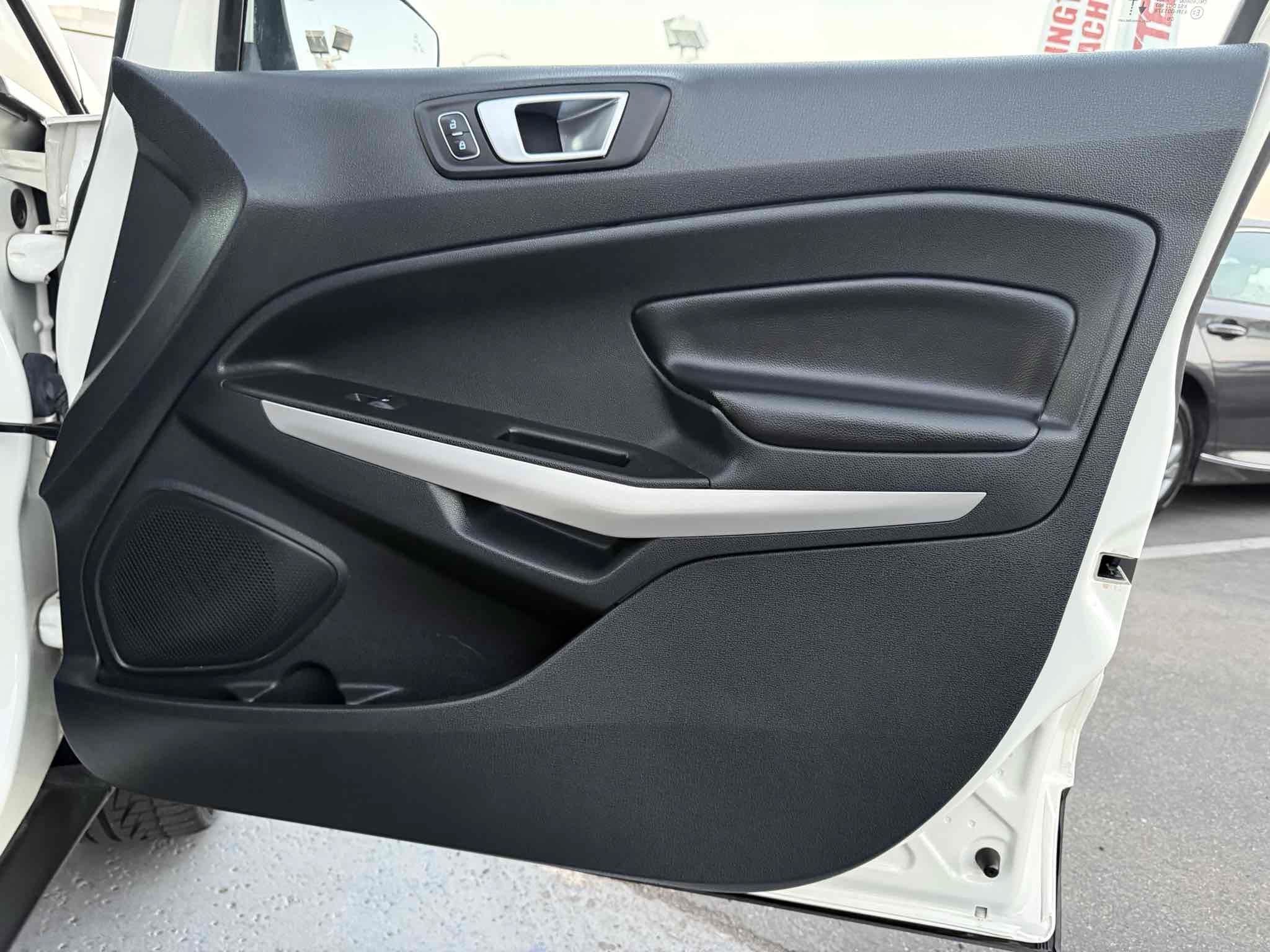 Used 2022 Ford EcoSport Titanium AWD/4WD image 50