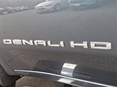Used 2020 GMC Sierra 2500 Denali w/ Denali Ultimate Package image 35