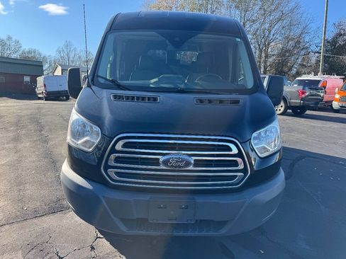 Used 2018 Ford Transit 150 XLT image 8