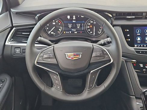 New 2026 Cadillac XT5 Premium Luxury image 11