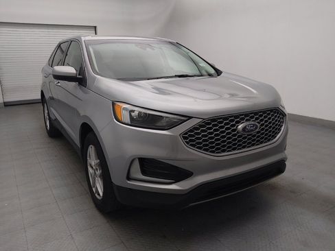 Used 2024 Ford Edge SEL image 13