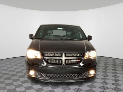 Used 2019 Dodge Grand Caravan GT image 7