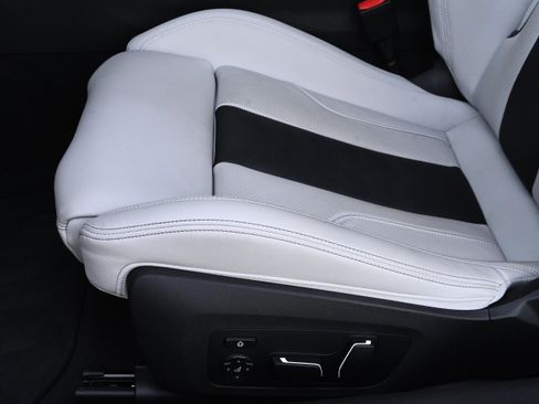 Used 2026 BMW M4 Competition w/ Executive Package image 33