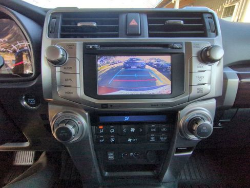 Used 2018 Toyota 4Runner SR5 image 18