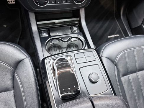 Used 2018 Mercedes-Benz GLE 43 AMG GLE 43 Sport Utility 4D image 24