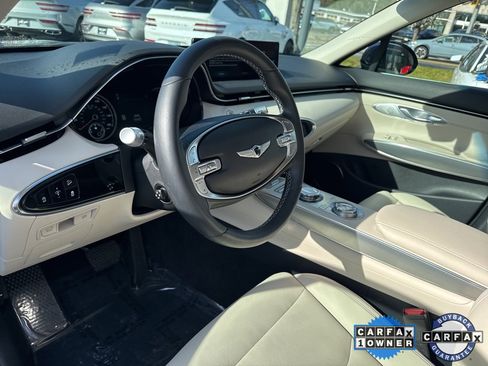 Used 2025 Genesis GV70 2.5T w/ Select Package image 19