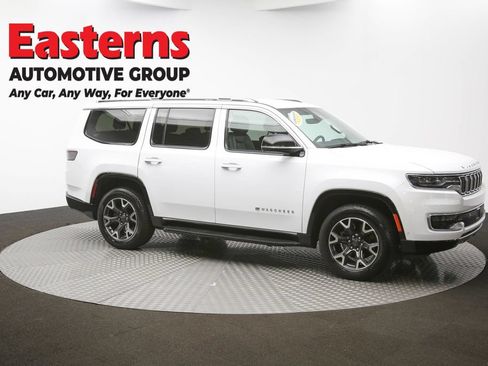 Used 2023 Jeep Wagoneer Series III w/ Preferred Equipment Group RWD image 45