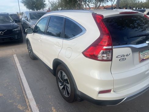 Used 2016 Honda CR-V Touring image 2
