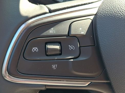 Used 2023 Buick Encore GX Select w/ Safety Package II FWD image 21