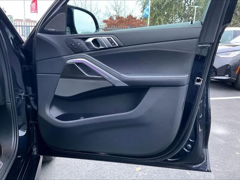 Used 2024 BMW X6 M60i image 27