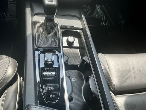 Used 2019 Volvo S60 T6 R-Design AWD/4WD image 16