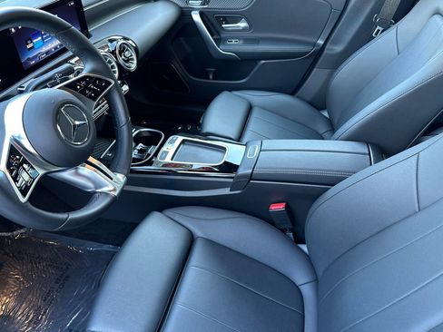 Certified 2025 Mercedes-Benz CLA 250 image 10