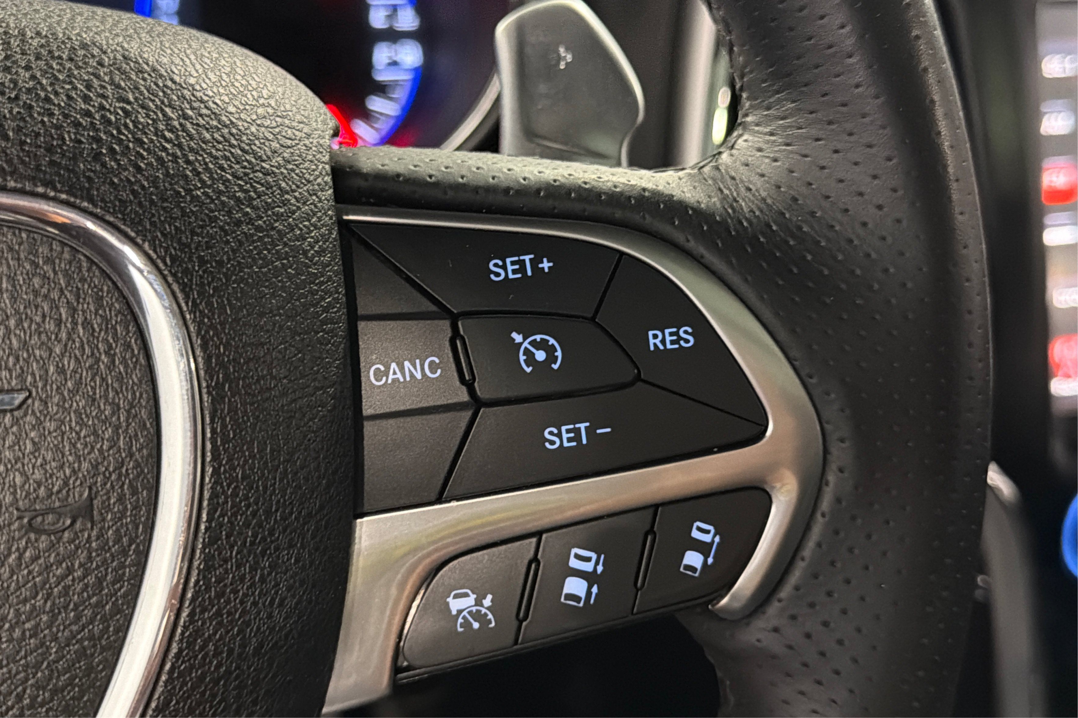 Used 2014 Jeep Grand Cherokee SRT w/ Trailer Tow Group IV AWD/4WD image 25