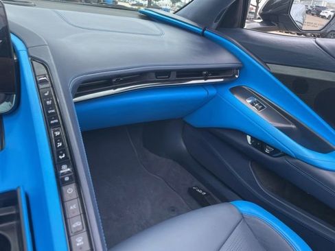 Used 2024 Chevrolet Corvette Stingray Premium Conv w/ Z51 Performance Package RWD image 14