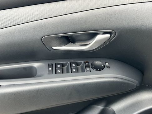 New 2026 Hyundai Tucson SEL FWD image 12