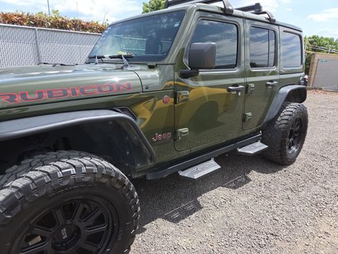 Used 2022 Jeep Wrangler Unlimited Rubicon w/ Steel Bumper Group AWD/4WD image 2