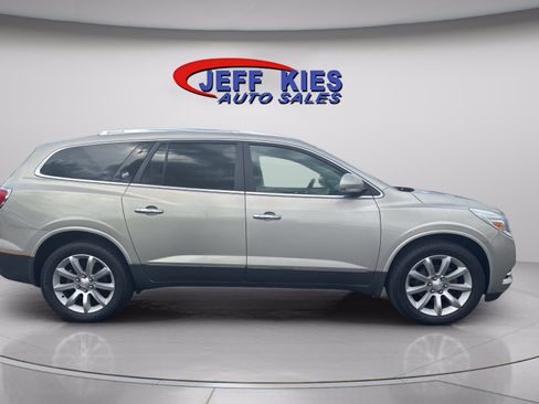 Used 2017 Buick Enclave Premium w/ Experience Buick Package FWD image 4