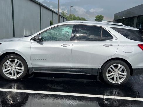Used 2019 Chevrolet Equinox Premier FWD image 6