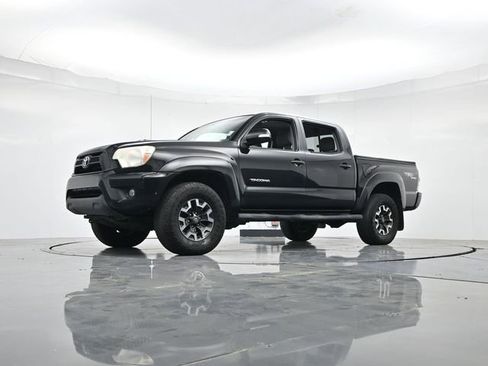 Used 2012 Toyota Tacoma 4x4 Double Cab w/ TRD Sport Upgrade Pkg image 33