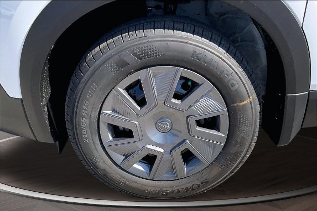 New 2027 Nissan Kicks S FWD image 12