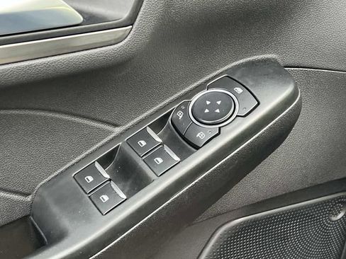 Certified 2022 Ford Escape Titanium w/ Class II Trailer Tow Package image 17