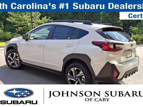Used 2025 Subaru Crosstrek 2.0i Premium image 8