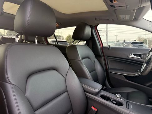 Used 2015 Mercedes-Benz GLA 250 GLA 250 image 33