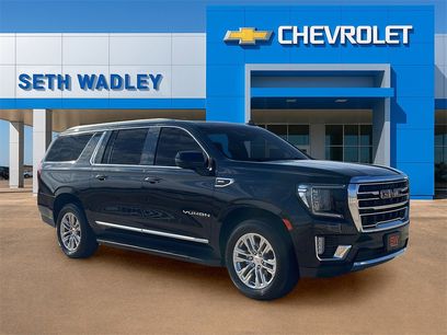 Used 2022 GMC Yukon XL SLT w/ SLT Premium Package