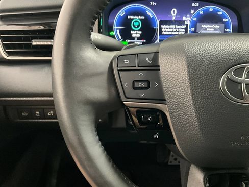 Used 2025 Toyota Camry XSE w/ Premium Package FWD image 18